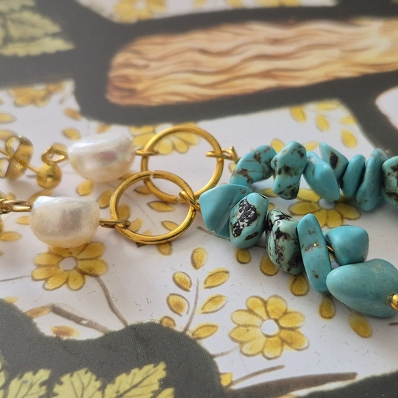 2 /$40 Turquoise Dtones Freshwater Pearl On Post Style Gold Dangle Earrings - Picture 1 of 6